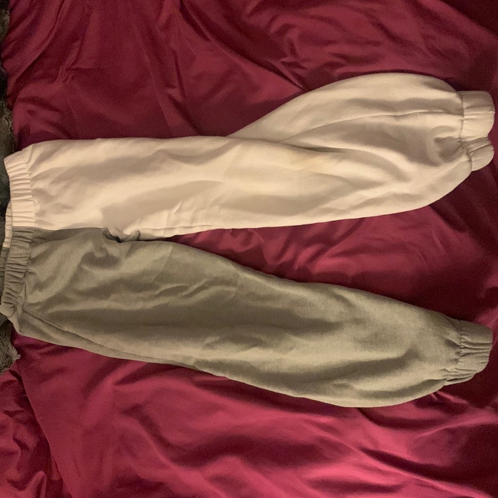 Hollister Grey&White Ultra High-Rise sweatpants/joggers